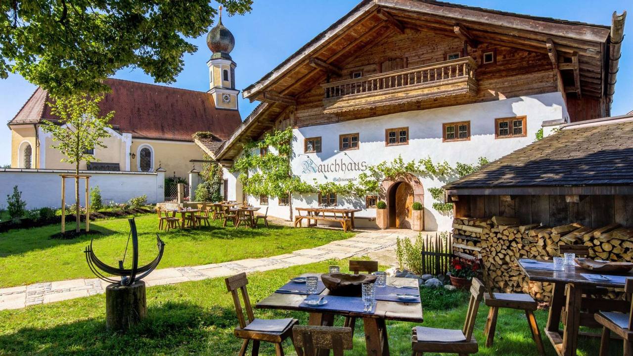 Rauchhaus Seeon — Kraftort seit 1697, Retreat Location am Chiemsee